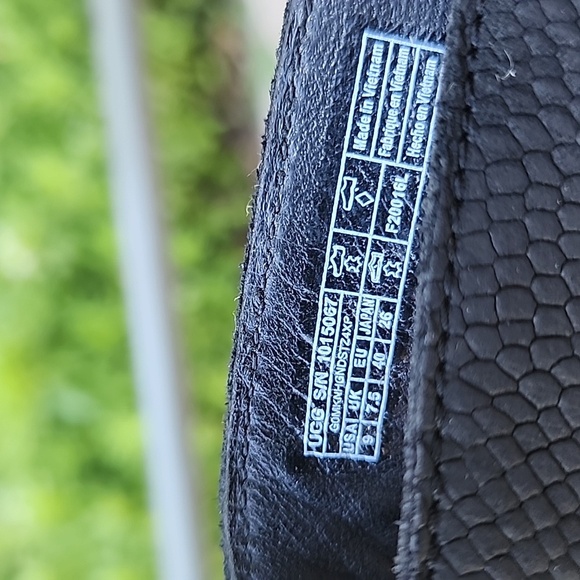 UGG Yasmin Lace Up Black Wedge Sandal Size 9 - Picture 8 of 14